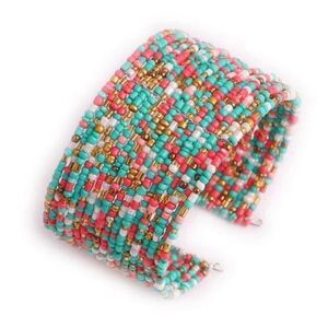 BOHEMIAN BEADED BRACELET